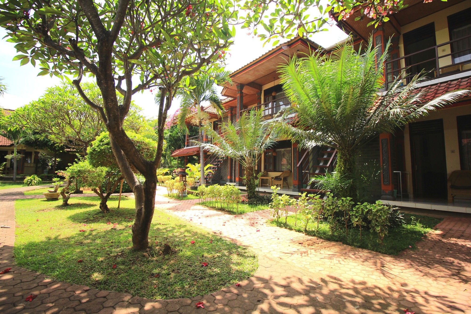 โรงแรมโลวินาบีช Buleleng  ภายนอก รูปภาพ